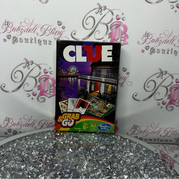 Hasbro Clue Grab & Go Game mini travel fun games clue mystery compact vacation - Picture 2 of 2